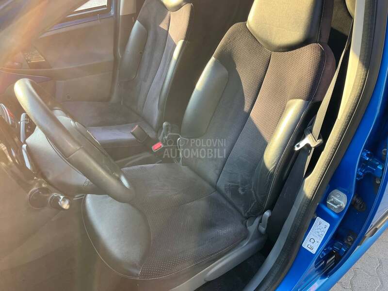 Citroen C1 Alkantara Švajcarac