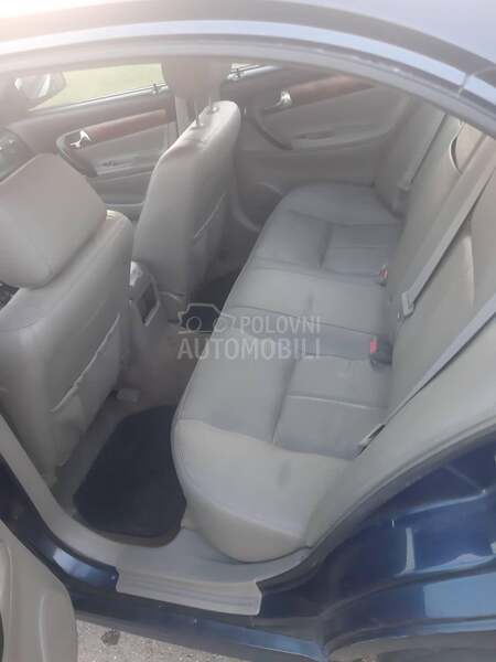 Chevrolet Evanda 