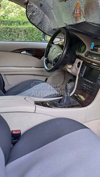 Mercedes Benz E 200 E200CDI Classic