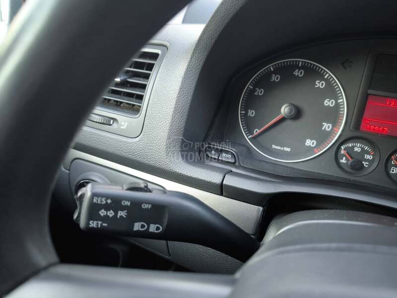 Volkswagen Golf 5 1.6 f.s.i 116.k.s