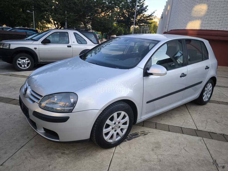 Volkswagen Golf 5 1.6 f.s.i 116.k.s