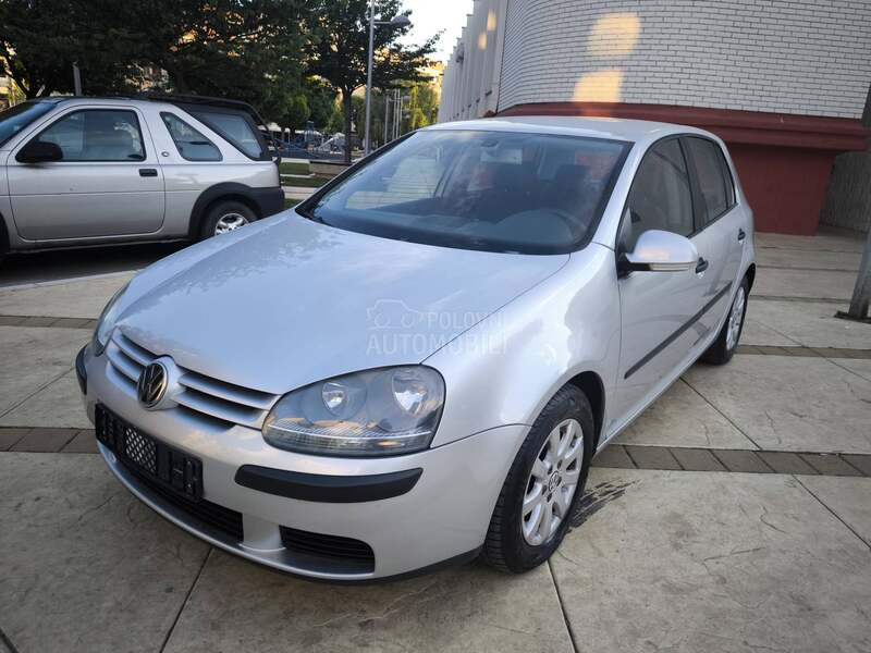 Volkswagen Golf 5 1.6 f.s.i 116.k.s
