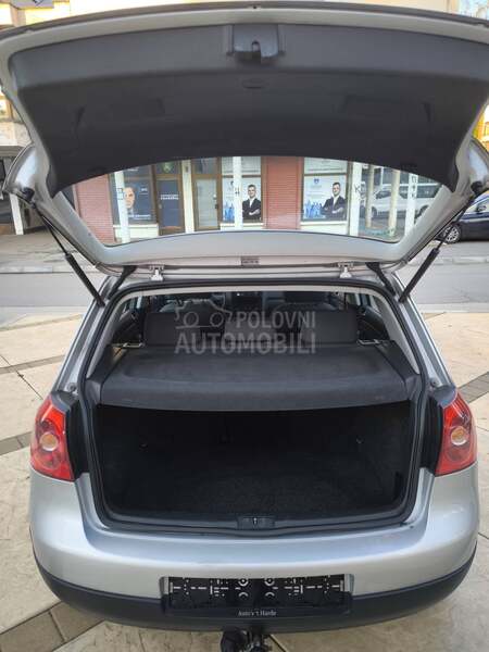 Volkswagen Golf 5 1.6 f.s.i 116.k.s