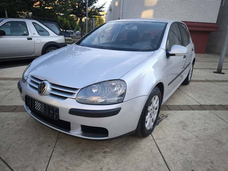 Volkswagen Golf 5 1.6 f.s.i 116.k.s