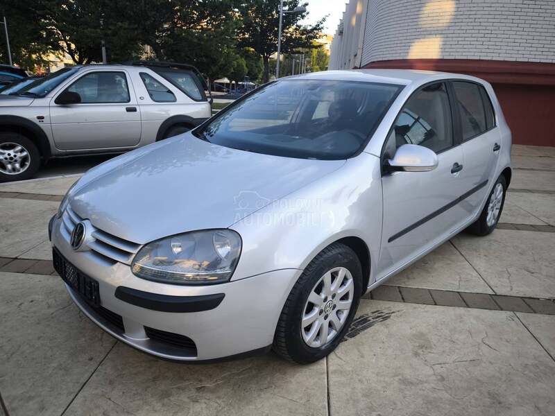 Volkswagen Golf 5 1.6 f.s.i 116.k.s