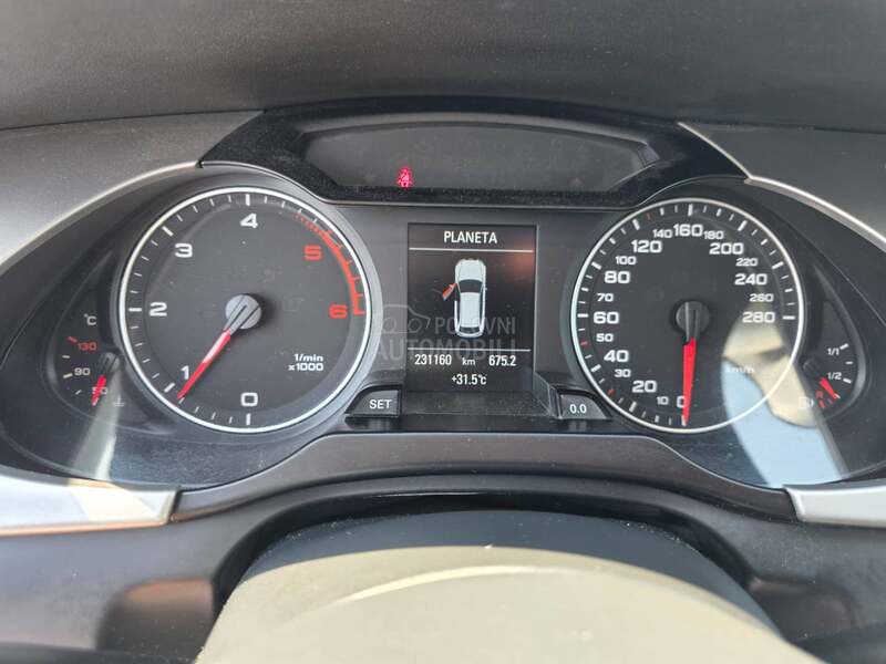 Audi A4 2.0d LED/NAV I