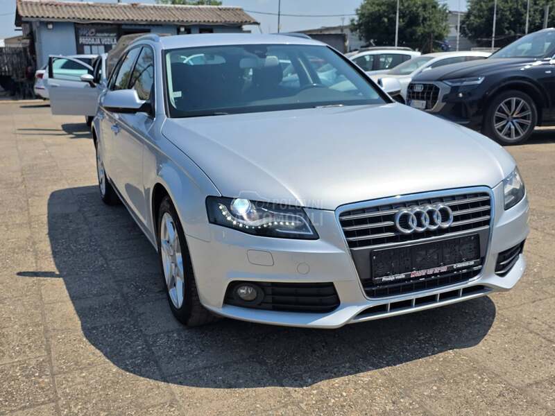 Audi A4 2.0d LED/NAV I