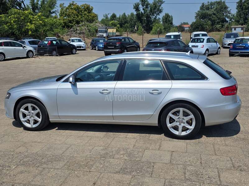 Audi A4 2.0d LED/NAV I