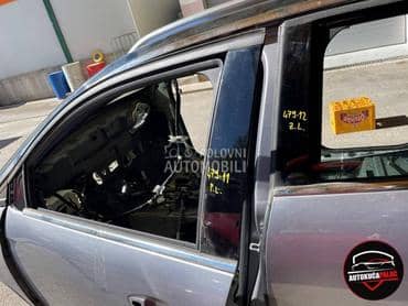 LAJSNA VRATA za Peugeot 5008