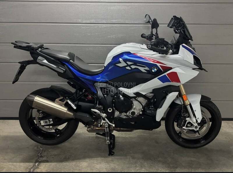 BMW S1000XR