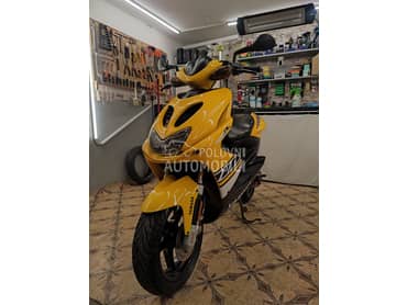 Yamaha AEROX