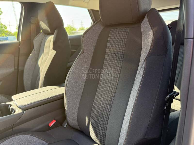 Peugeot 3008 Auto/Led/Virtual/Kam