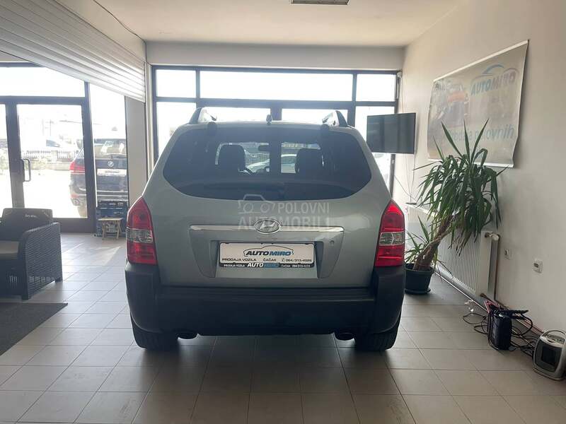 Hyundai Tucson 4 X 4  2.0