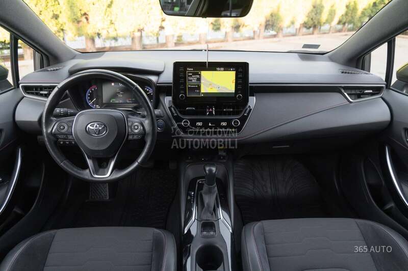 Toyota Corolla HYBRID/EXECUTIVE