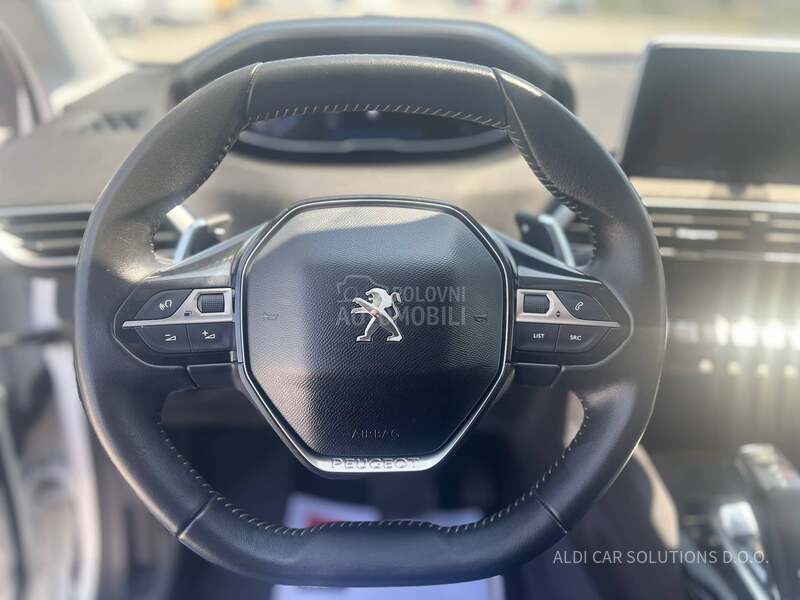 Peugeot 3008 1.2 Business
