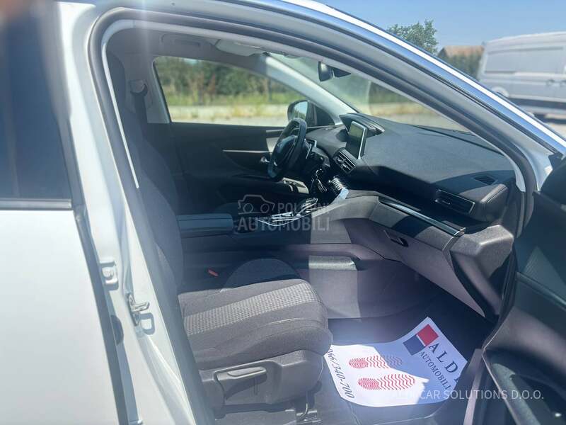 Peugeot 3008 1.2 Business