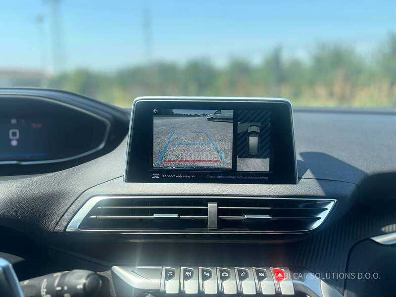 Peugeot 3008 1.2 Business