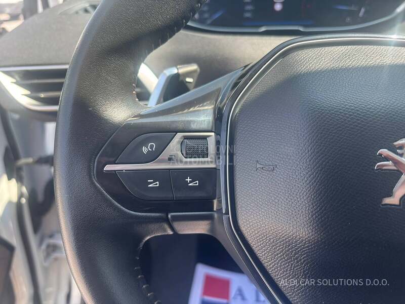 Peugeot 3008 1.2 Business