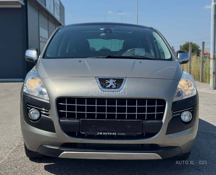 Peugeot 3008 1.6 HDI // ALLURE