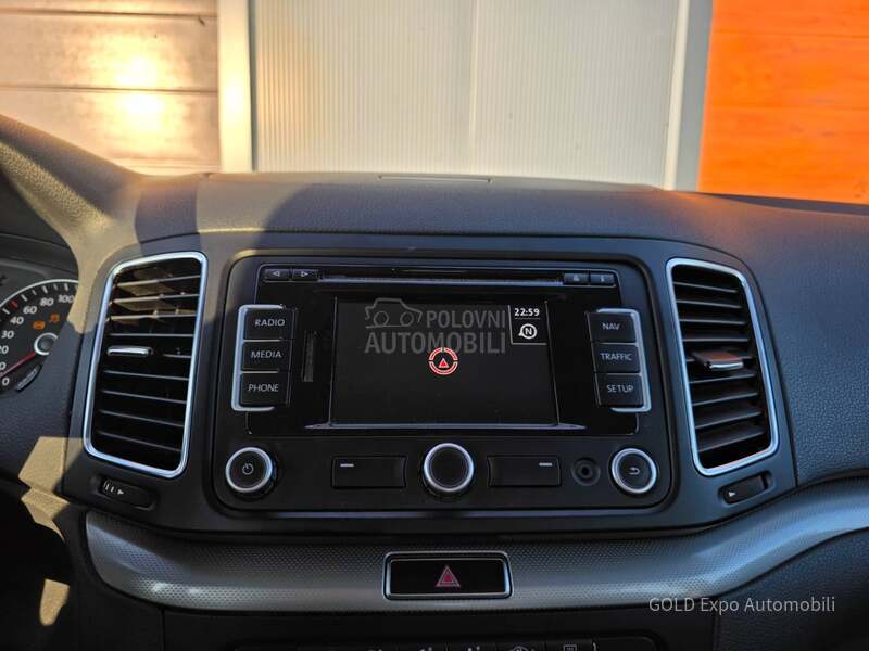 Volkswagen Sharan 2.0 TDi 7ST DSG LEP