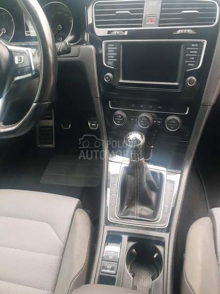 Volkswagen Golf 7 1.6TDI RLINE CH