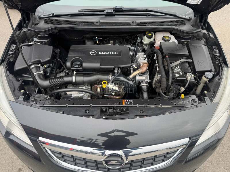 Opel Astra J RATA 148e BEZ UCESCA