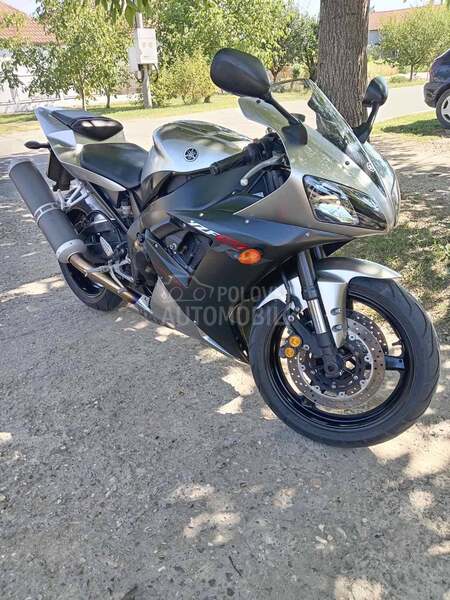 Yamaha R1 dioda