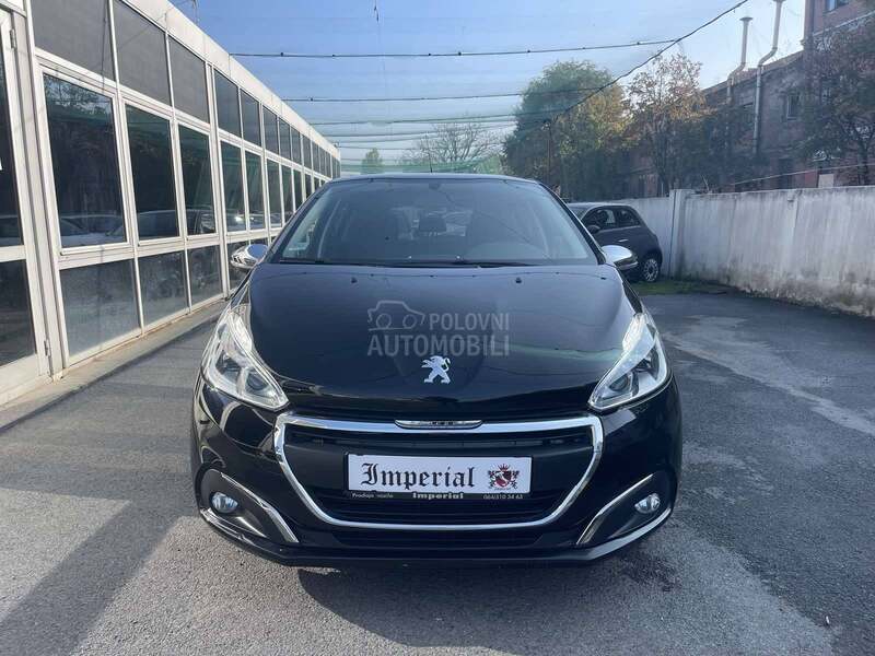 Peugeot 208 1.2 B