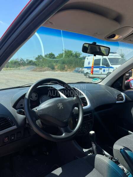 Peugeot 206 plus 