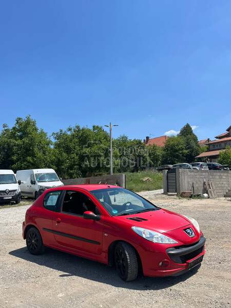 Peugeot 206 plus 