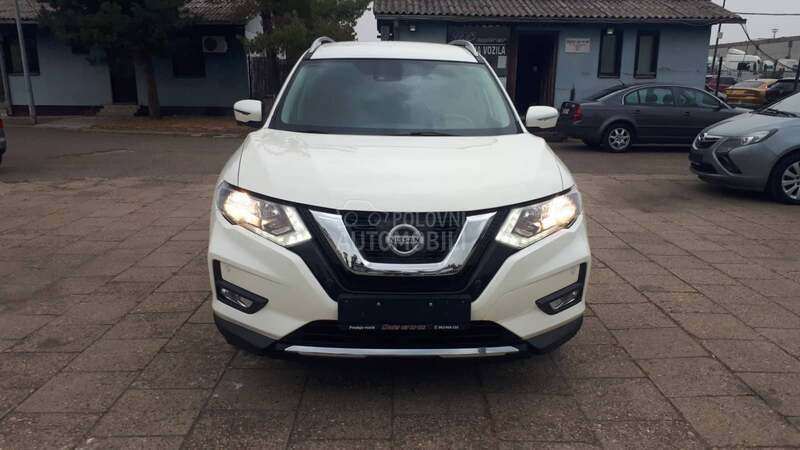Nissan X-Trail 2.0d N O V/ LED 4X4