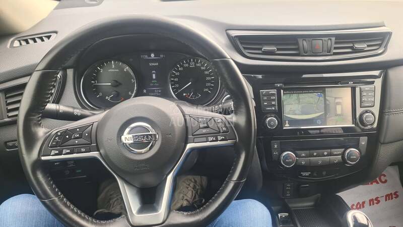 Nissan X-Trail 2.0d N O V/ LED 4X4