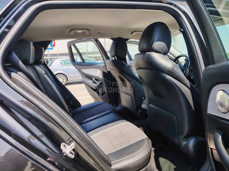 Mercedes Benz E 300 MOD 2021