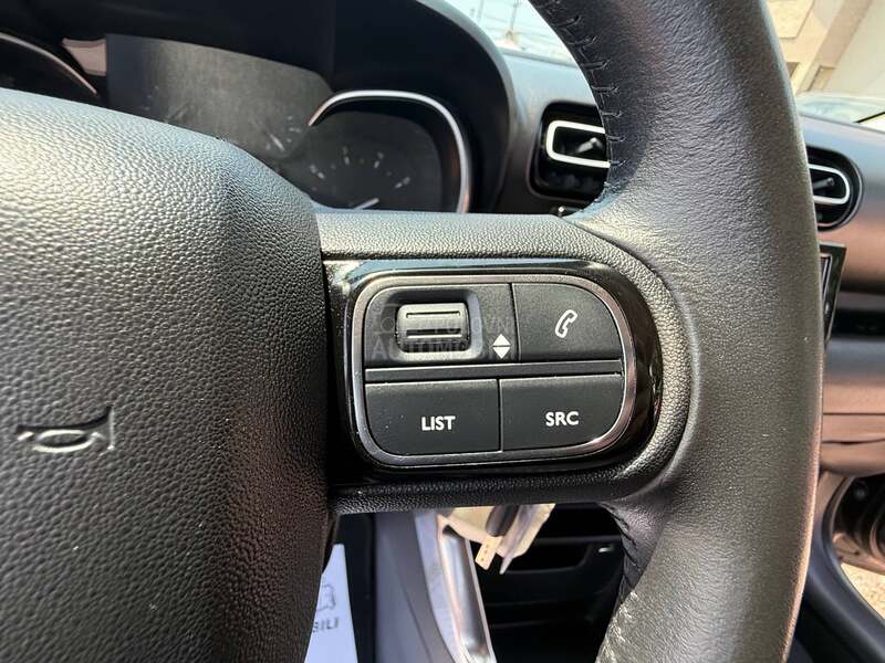 Citroen C3 Aircross 1.2/SHINE