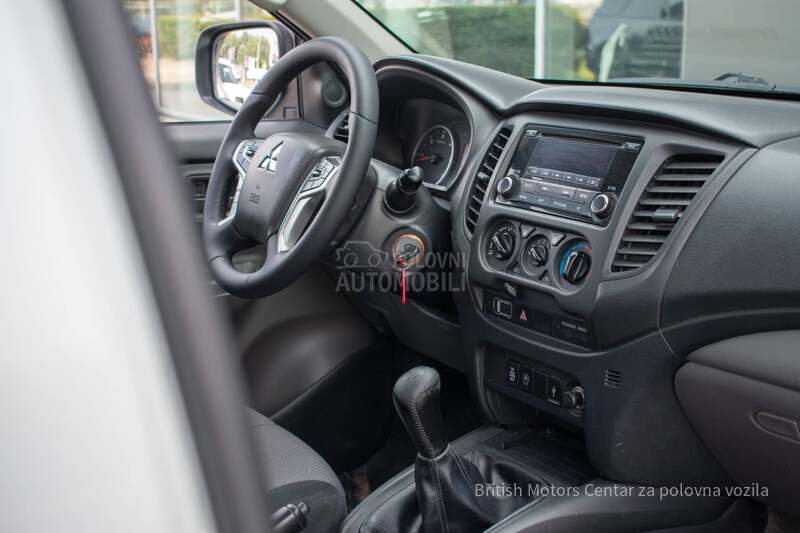 Mitsubishi L200 