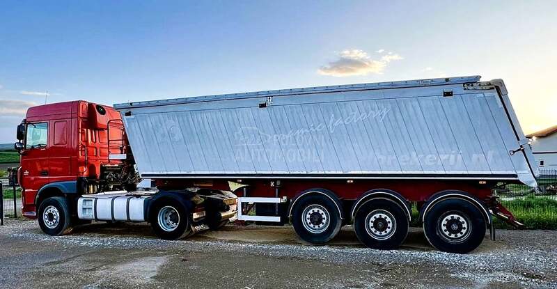 DAF XF 440 / WIELTON 33 kub.