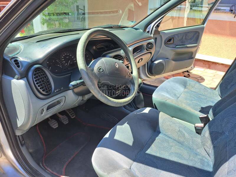 Renault Megane 1.6