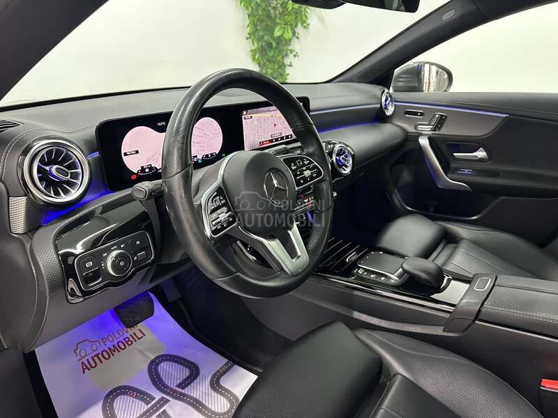 Mercedes Benz CLA 180 CDI  PAN AMB AUT
