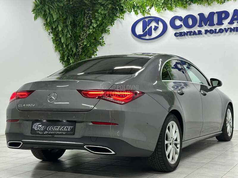 Mercedes Benz CLA 180 CDI  PAN AMB AUT
