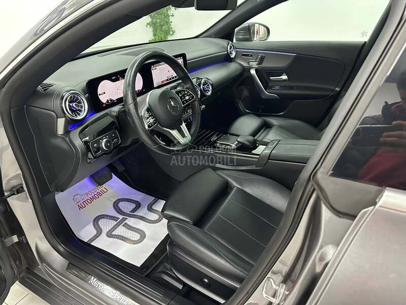 Mercedes Benz CLA 180 CDI  PAN AMB AUT
