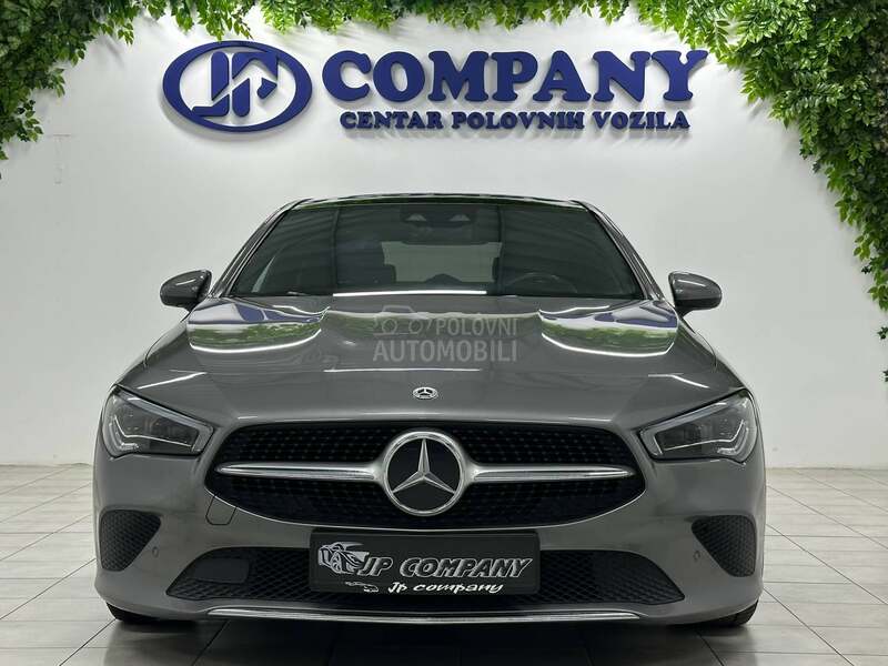 Mercedes Benz CLA 180 CDI  PAN AMB AUT