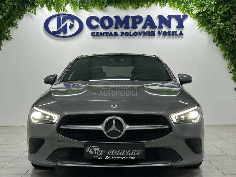 Mercedes Benz CLA 180 CDI  PAN AMB AUT