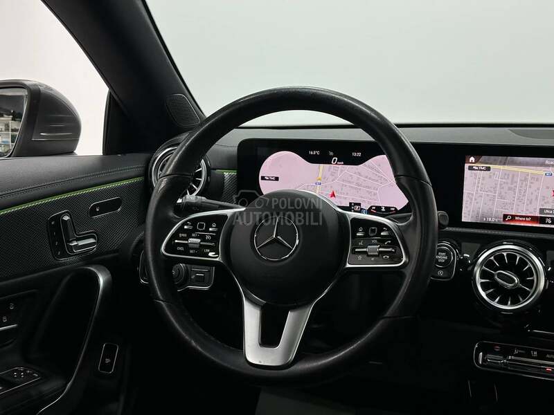 Mercedes Benz CLA 180 CDI  PAN AMB AUT