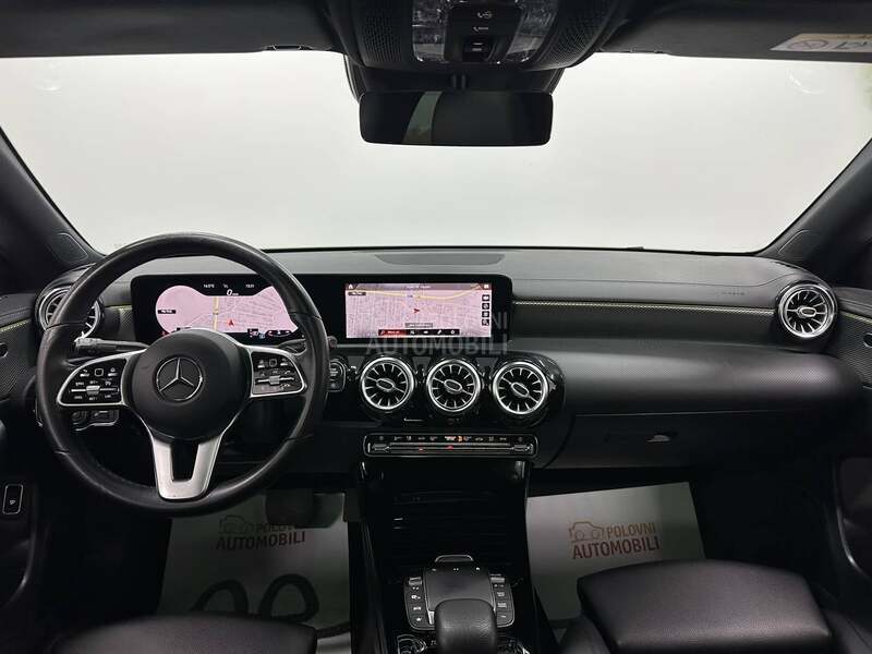 Mercedes Benz CLA 180 CDI  PAN AMB AUT
