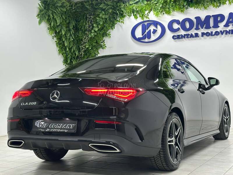 Mercedes Benz CLA 200 AMG LINE PAN AMB