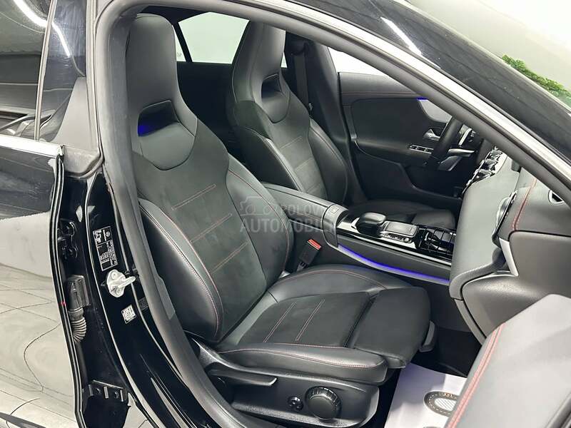 Mercedes Benz CLA 200 AMG LINE PAN AMB