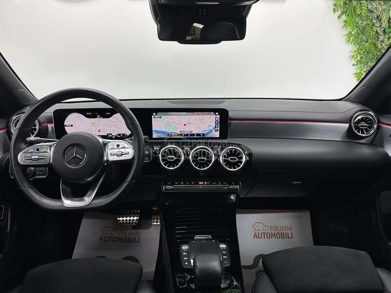 Mercedes Benz CLA 200 AMG LINE PAN AMB