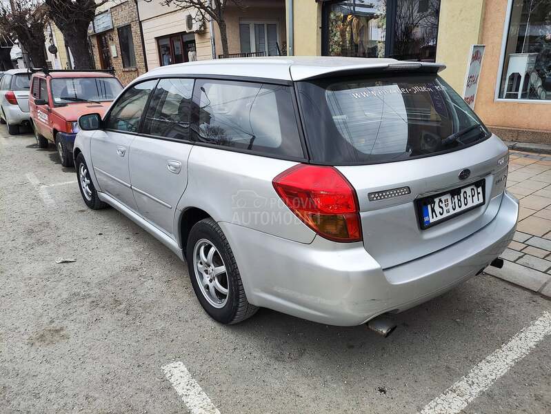 Subaru Legacy R