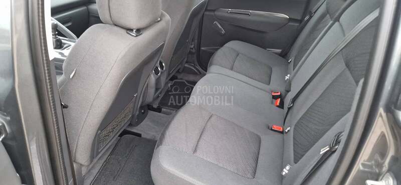 Peugeot 3008 1.6HDI 84k.w Eu5