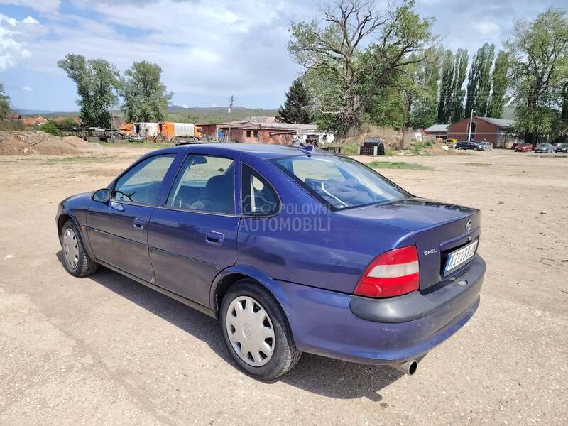 Opel Vectra B 